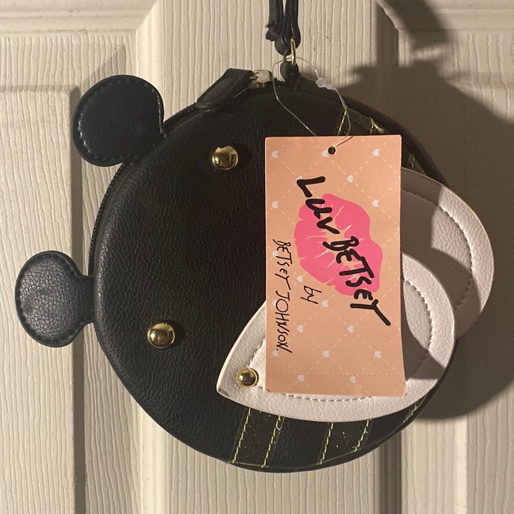 Betsey Johnson Bee Wristlet